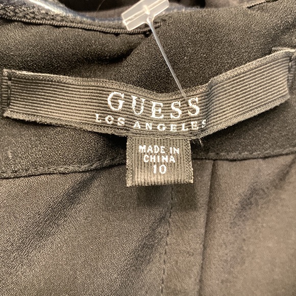 GUESS - Picture 9 of 13